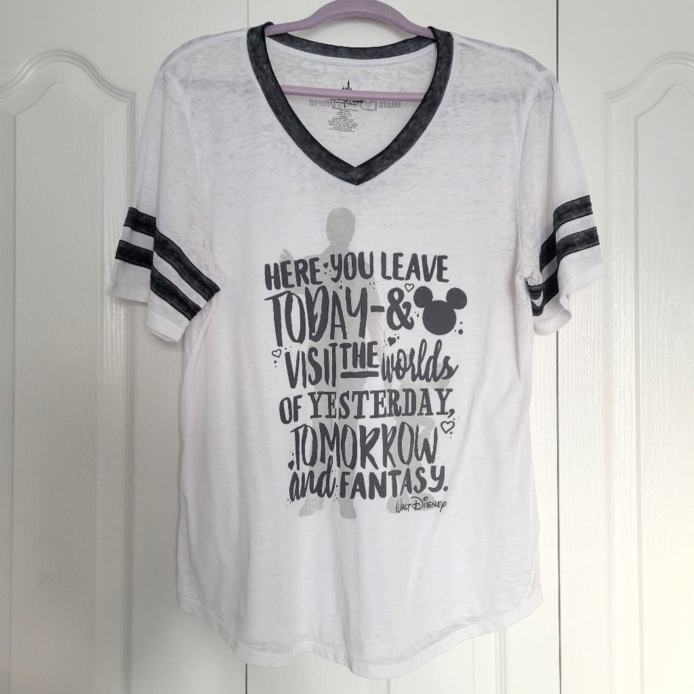 WDW Partners Statue Disney Tee Women's L